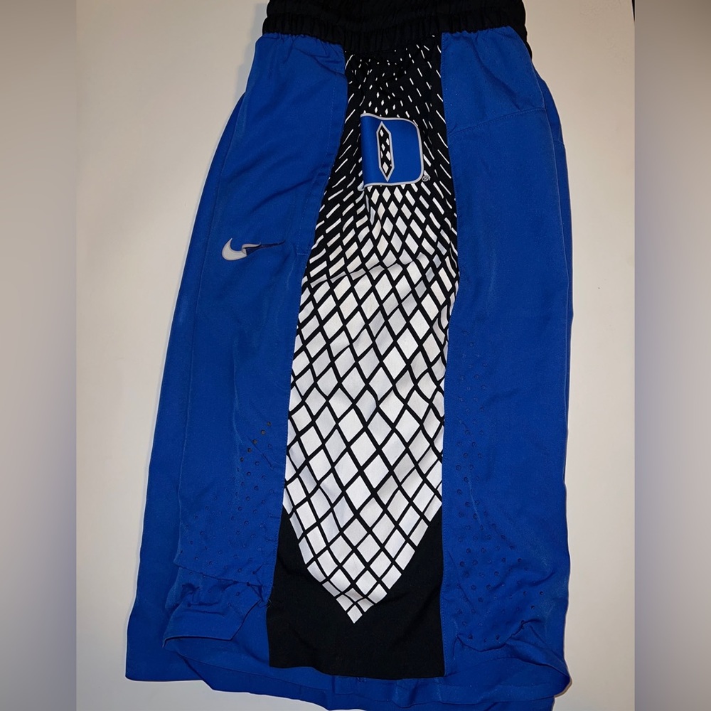 Duke blue devils large Nike sign is coming off but can be sealed back on